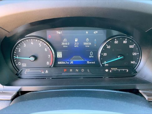 Used 2021 Ford Explorer Limited image 24