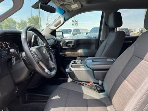 Used 2021 Chevrolet Silverado 1500 LT w/ Work Truck Package AWD/4WD image 15