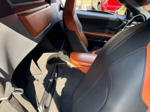 Used 2019 BMW i8 Roadster AWD/4WD image 19
