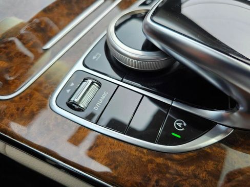 Used 2016 Mercedes-Benz C 300 4MATIC Sedan image 34