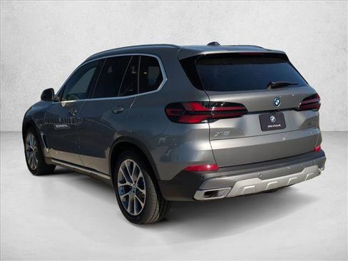 Used 2026 BMW X5 xDrive50e w/ Executive Package AWD/4WD image 9