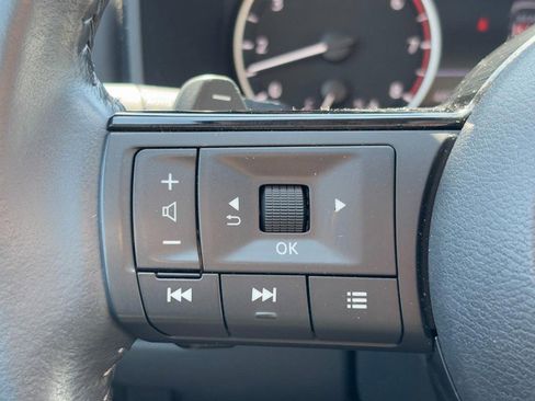 Used 2023 Nissan Rogue SL w/ SL Premium Package AWD/4WD image 17