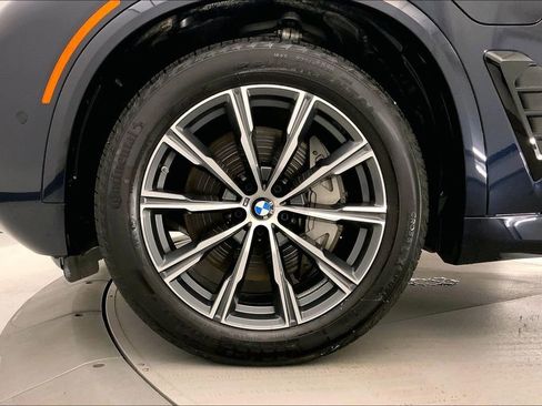 Certified 2026 BMW X5 xDrive50e w/ M Sport Package image 8