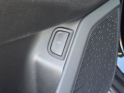 New 2026 Chevrolet Equinox RS image 24