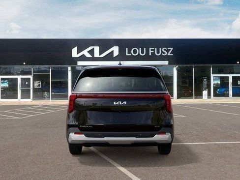 New 2026 Kia Carnival LXS FWD image 5