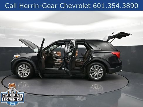 Used 2023 Ford Explorer King Ranch w/ Technology Package RWD image 47