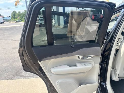 Certified 2024 Volvo XC90 T8 Ultimate w/ Protection Package Premier AWD/4WD image 28