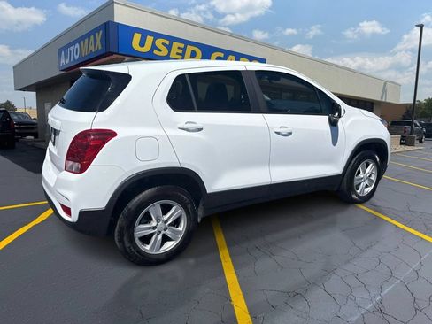 Used 2021 Chevrolet Trax LS w/ Tint and Cruise Package AWD/4WD image 5