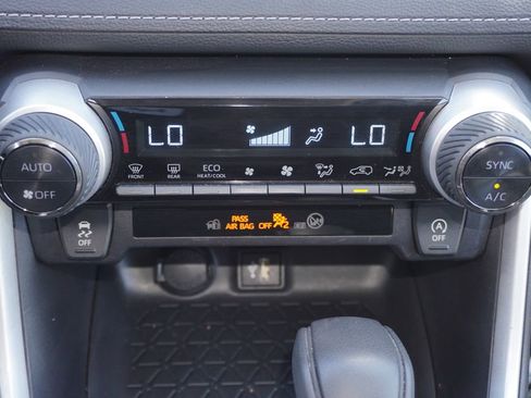Certified 2025 Toyota RAV4 XLE w/ Convenience Package AWD/4WD image 18