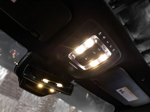 Used 2019 Mercedes-Benz A 220 w/ Driver Assistance Package image 40