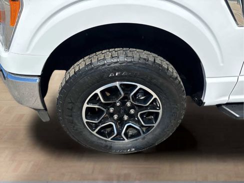 Used 2022 Ford F150 XLT w/ FX4 Off-Road Package image 32