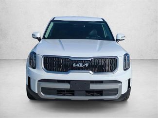 Used 2023 Kia Telluride LX video 2