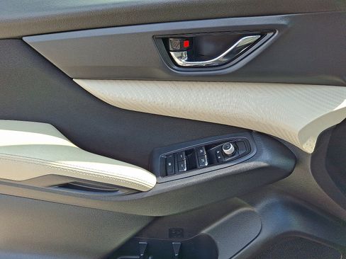 Used 2022 Subaru Ascent Premium w/ Convenience Package image 12