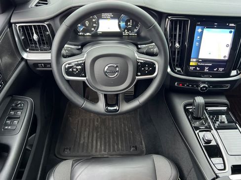 Used 2022 Volvo S60 T8 R-Design w/ Advanced Package image 14