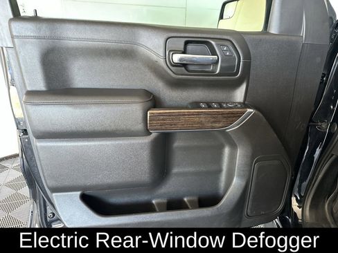 Used 2022 GMC Sierra 1500 Elevation w/ LPO, Elevation Black Package image 10