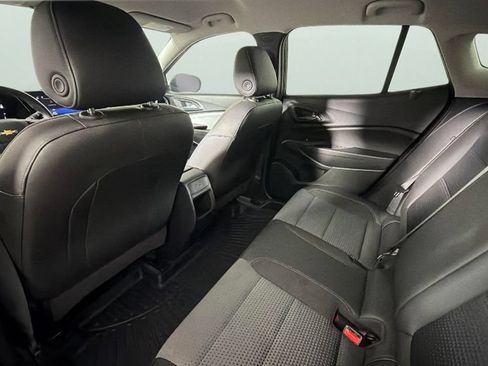 Certified 2024 Chevrolet Trax LT w/ Driver Confidence Package FWD image 42