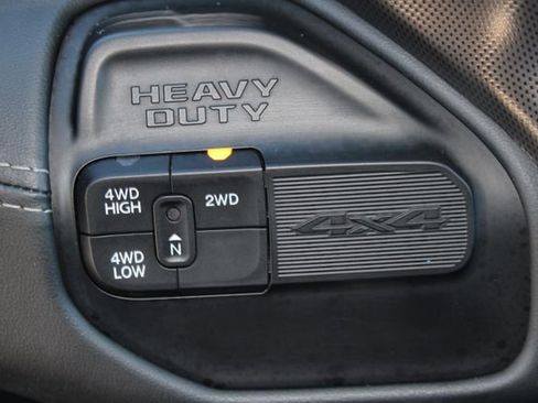 Used 2024 RAM 2500 Limited AWD/4WD image 30