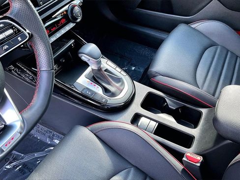 Used 2023 Kia Forte GT w/ GT2 Package image 17