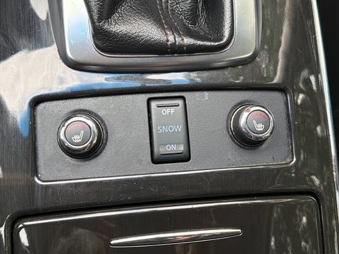Used 2017 INFINITI QX70 2WD w/ Premium Package image 27