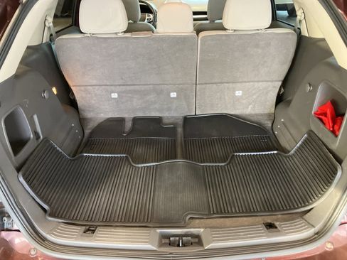 Used 2012 Ford Edge SE image 24