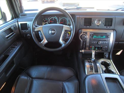 Used 2008 HUMMER H2 image 12