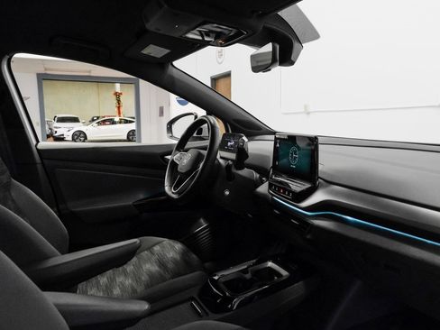 Used 2021 Volkswagen ID.4 Pro w/ ID.4 Protection Package image 27