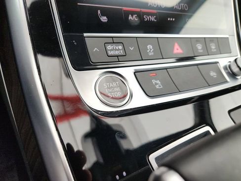 Used 2021 Audi Q7 2.0T Premium Plus w/ Premium Plus Package image 32