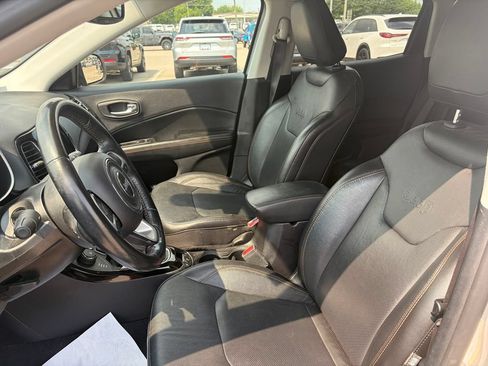 Used 2021 Jeep Compass Limited AWD/4WD image 11