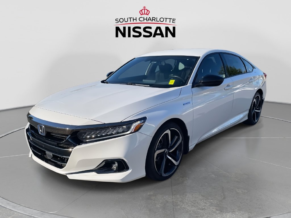Used 2022 Honda Accord Sport image 3