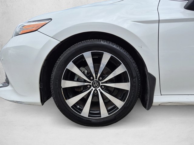 Used 2018 Toyota Camry XLE FWD image 22