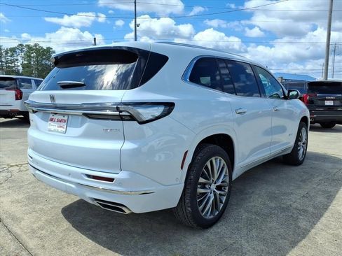 New 2026 Buick Enclave Avenir w/ Super Cruise Package image 7