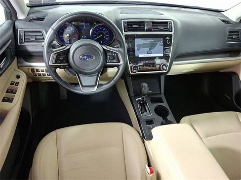 Used 2018 Subaru Legacy 3.6R Limited image 2