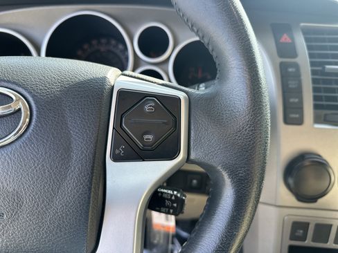 Used 2017 Toyota Sequoia SR5 w/ Premium Package image 20