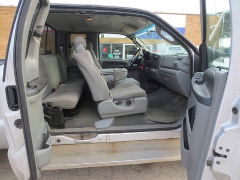 Used 2007 Ford F250 XLT image 24