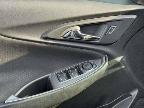 Used 2024 Chevrolet Malibu LT image 17
