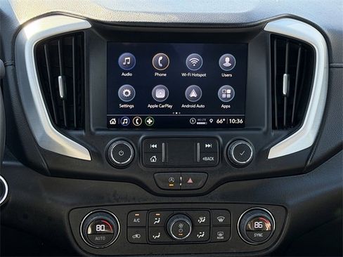 Used 2024 GMC Terrain SLT image 14