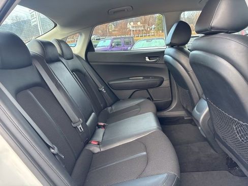 Used 2019 Kia Optima S image 17