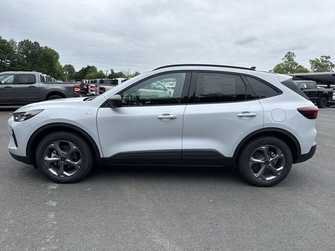 New 2026 Ford Escape ST-Line w/ Tech Pack #1 FWD image 5