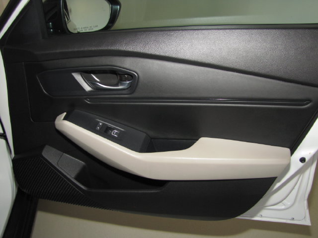 Certified 2025 Honda Accord SE image 43