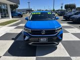 Used 2024 Volkswagen Taos SE image 2