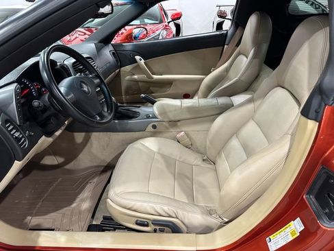 Used 2006 Chevrolet Corvette Coupe w/ Preferred Equipment Group image 18