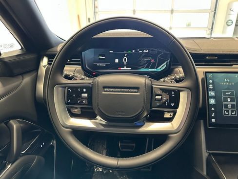 New 2025 Land Rover Range Rover SE image 19