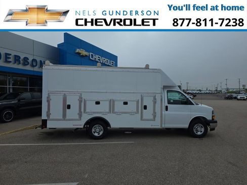 New 2025 Chevrolet Express 3500 w/ Power Convenience Package RWD image 7