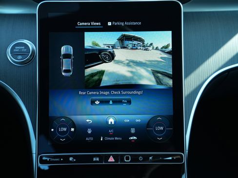 New 2025 Mercedes-Benz C 300 4MATIC Sedan image 25