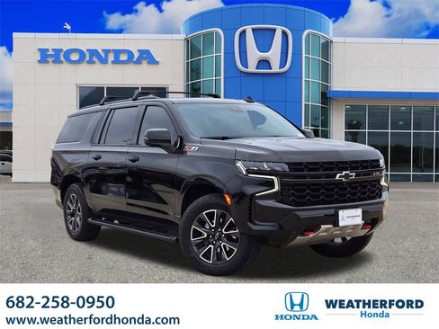 Used 2024 Chevrolet Suburban Z71 w/ Off-Road Capability Package image 1