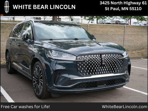 Used 2025 Lincoln Aviator Black Label AWD/4WD image 1