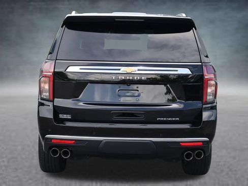 Used 2024 Chevrolet Tahoe Premier AWD/4WD image 24