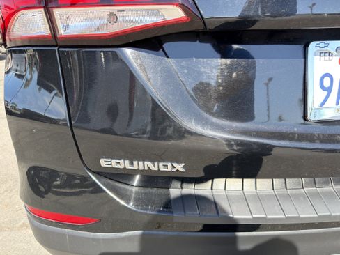 Used 2022 Chevrolet Equinox LT w/ LPO, Cargo Package FWD image 39