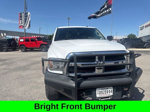 Used 2017 RAM 2500 Tradesman w/ Chrome Appearance Group AWD/4WD image 9