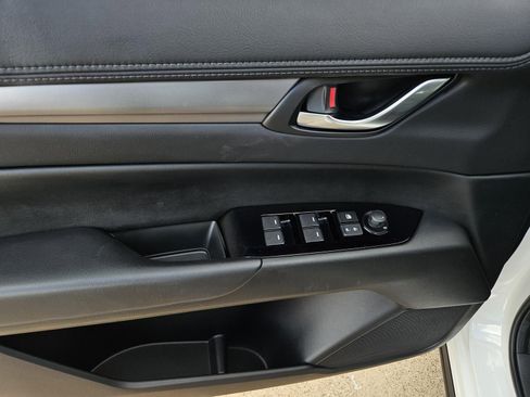 Used 2025 MAZDA CX-5 AWD 2.5 S w/ Select Package image 19